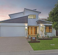 George Pappas Painter - Petrol Stations