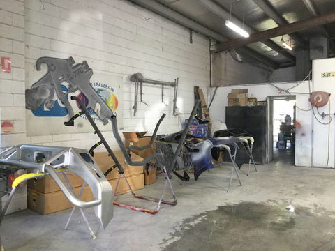 J & B Automotive Spray Painting - Internet Find 3