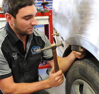 Leven Smash Repairs - Swimm