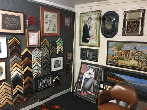 Russell’s Custom Framing - Qld Realsetate 2