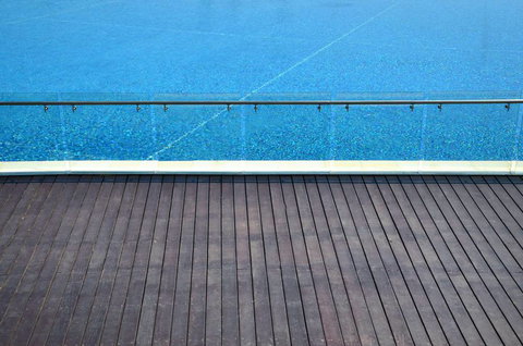 Poolside Water World - Internet Find 3