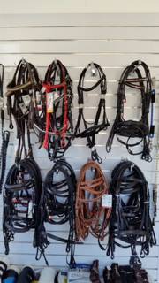 Pet ’N’ Produce Supplies & Saddlery - Internet Find 0