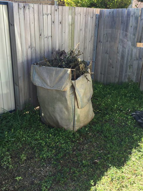 The Rubbish Bag Co - Swimm 0