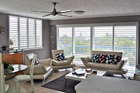 IQ Shutters - Internet Find 1