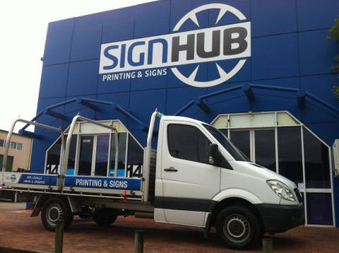 Signhub–Printing & Signs - Renee 0