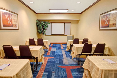 Baymont By Wyndham Kennesaw - Internet Find 31