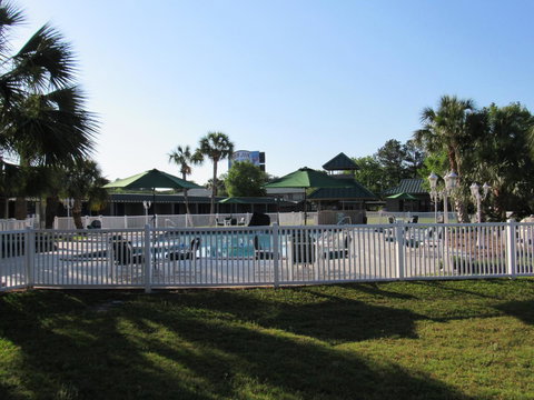 Kinderlou Inn - Renee 10