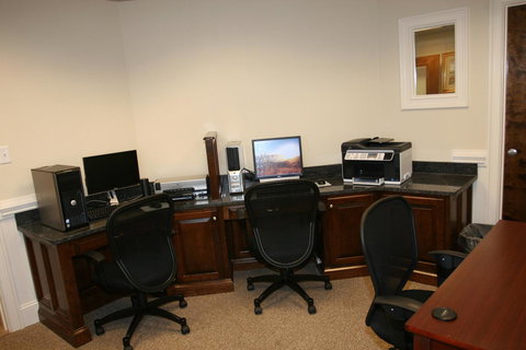 Kinderlou Inn - Renee 34