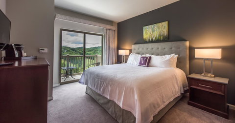 Valhalla Resort Hotel - Swimm 19