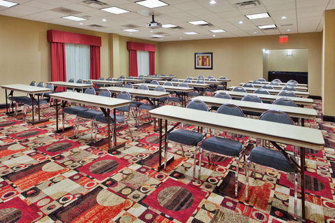 Holiday Inn Express Rome-East - Renee 10