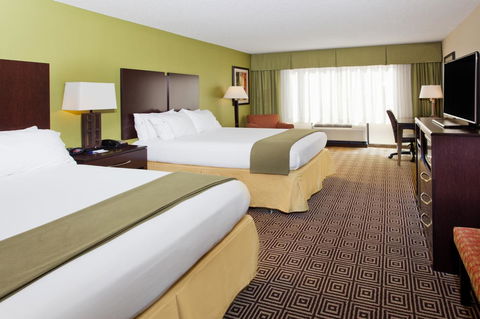 Holiday Inn Express Rome-East - Renee 22