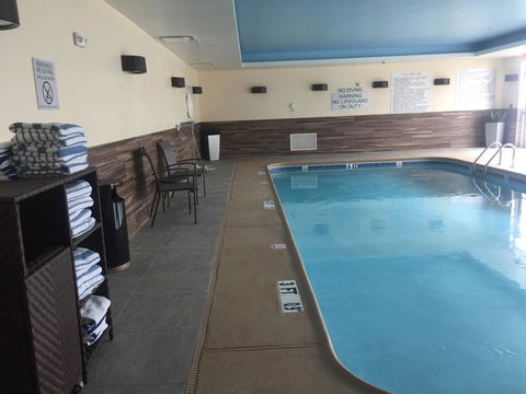 Fairfield Inn & Suites By Marriott Douglas - Renee 33