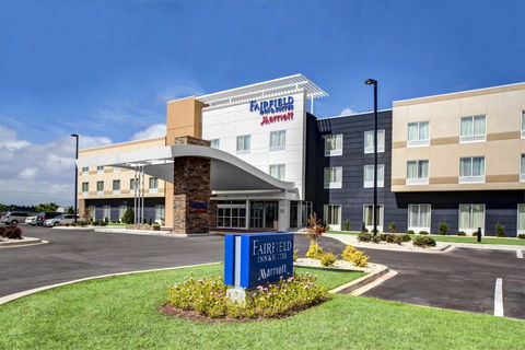 Fairfield Inn & Suites By Marriott Douglas - Renee 1