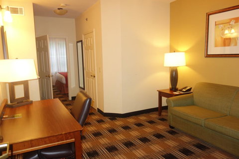 Country Inn & Suites By Radisson, Helen, GA - Swimm 14