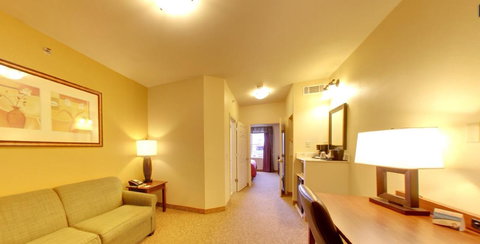 Country Inn & Suites By Radisson, Helen, GA - Swimm 31