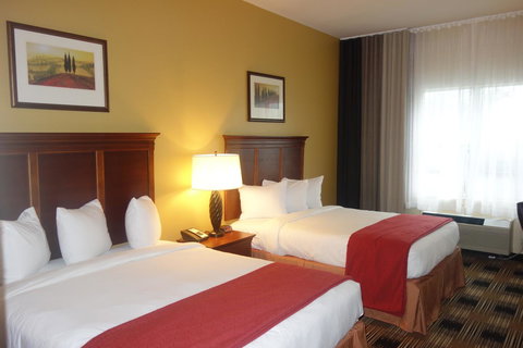 Country Inn & Suites By Radisson, Helen, GA - Swimm 8