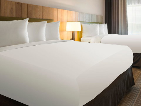 Country Inn & Suites By Radisson, Helen, GA - Swimm 35