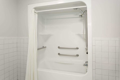 Super 8 By Wyndham Valdosta/Conf Center Area - Renee 15