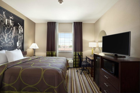 Super 8 By Wyndham Valdosta/Conf Center Area - Renee 1