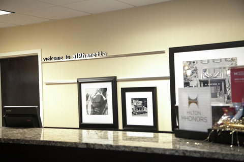 Hampton Inn & Suites Alpharetta-Windward - Renee 10