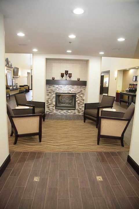 Hampton Inn & Suites Alpharetta-Windward - Renee 15