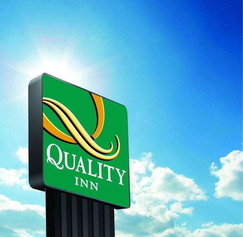 Quality Inn - Renee 10