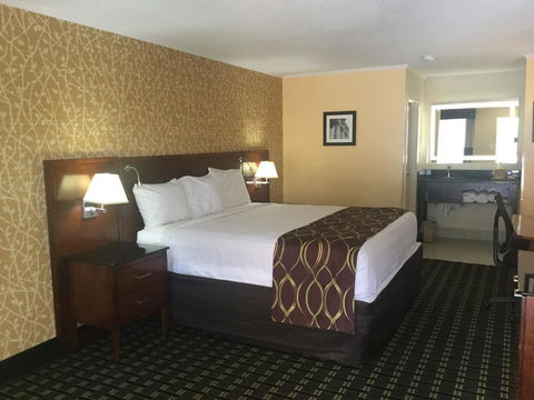 Quality Inn - Renee 2