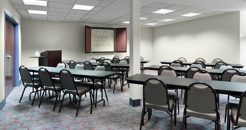 Hampton Inn Helen - Swimm 4