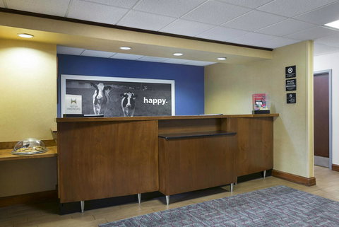 Hampton Inn Helen - Swimm 3
