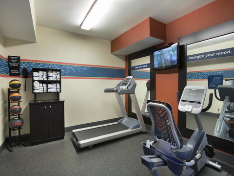 Hampton Inn Helen - Swimm 5