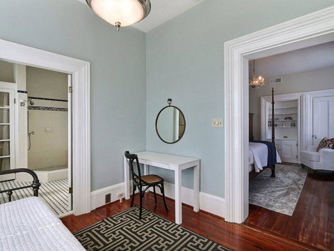 Southern Jewel Main House - Renee 13