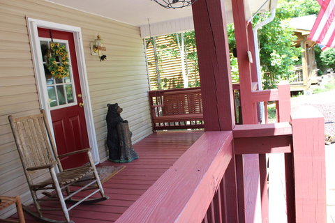 Babbin's Mountain House - Swimm 17