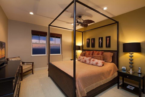 13A Halii Kai - Renee 13