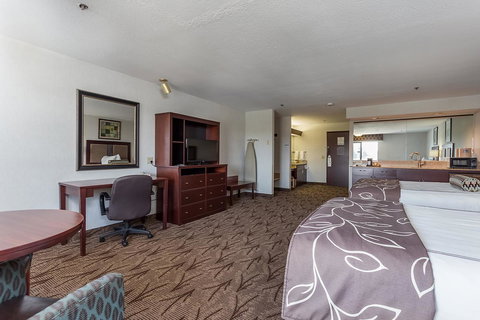 Shilo Inn Suites - Idaho Falls - Renee 12