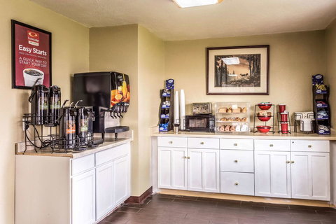 Econo Lodge Idaho Falls - Renee 13