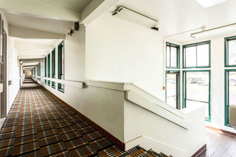 Econo Lodge Idaho Falls - Renee 6