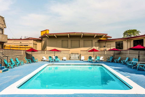 Econo Lodge Idaho Falls - Renee 17