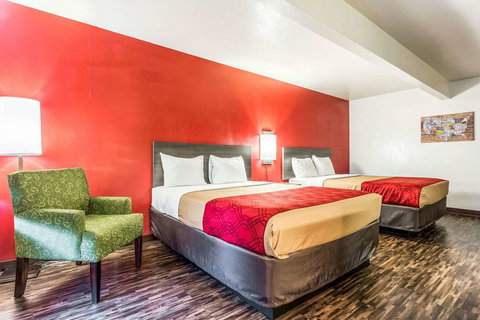 Econo Lodge Idaho Falls - Renee 15