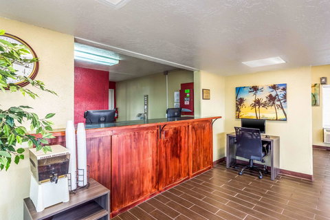 Econo Lodge Idaho Falls - Renee 10