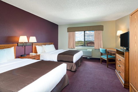 AmericInn By Wyndham Rexburg BYUI - Swimm 4