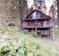 The Creekside Cabin