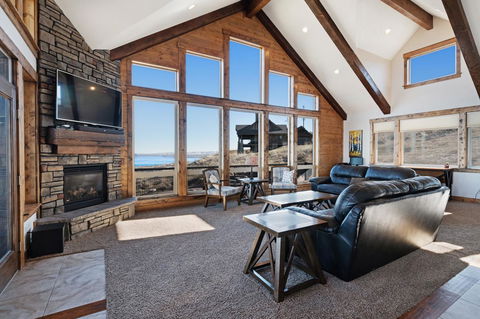 8 Bed 5 Bath Vacation Home In Fish Haven - Internet Find 13