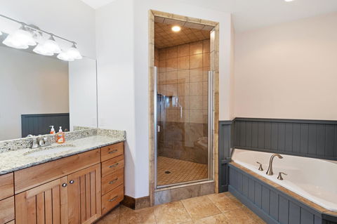 8 Bed 5 Bath Vacation Home In Fish Haven - Internet Find 15