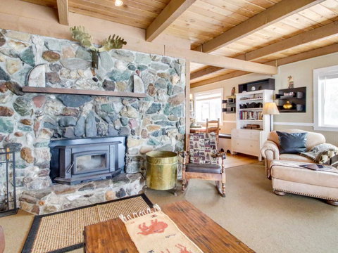 Paradise Cottage On The Lake - Swimm 1