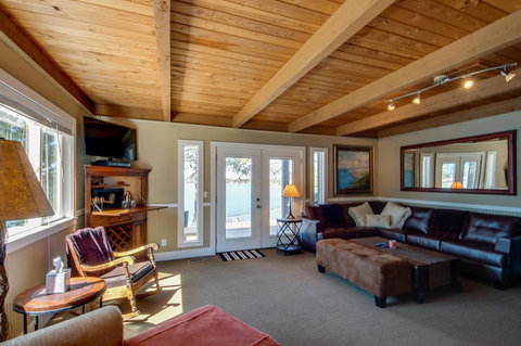 Paradise Cottage On The Lake - Swimm 38