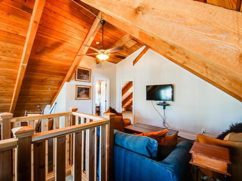 Paradise Cottage On The Lake - Swimm 32