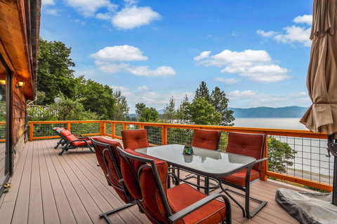 Highland Lakeview Getaway - Renee 19