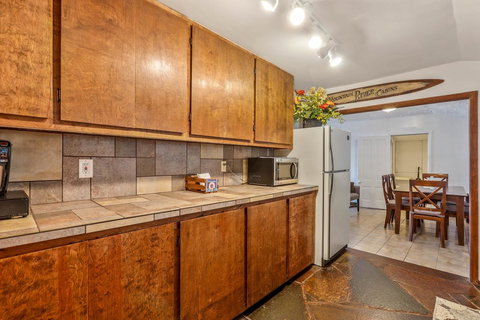 Highland Lakeview Getaway - Renee 8