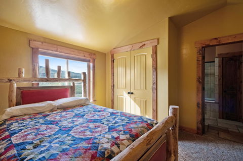 9 Bed 5 Bath Vacation Home In Fish Haven - Internet Find 14
