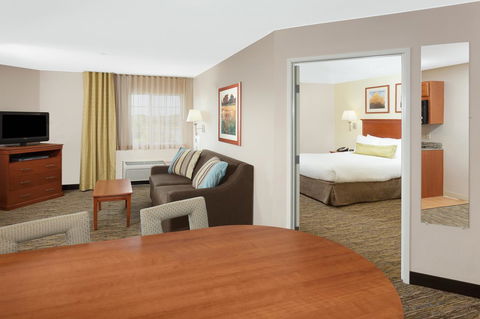 Candlewood Suites Aurora-Naperville - Internet Find 9